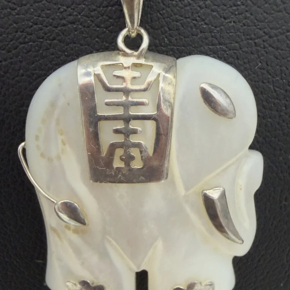Vtg Mother Of Pearl Sterling Silver Necklace Elephant Chinese Good Luck Pendant